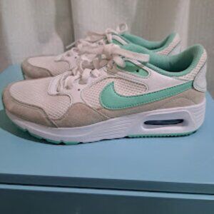 NIKE AIR MAX SC WHITE/EMERALD RISE/JADE ICE WOMENS SIZE 7.5 GREAT USED CONDITION